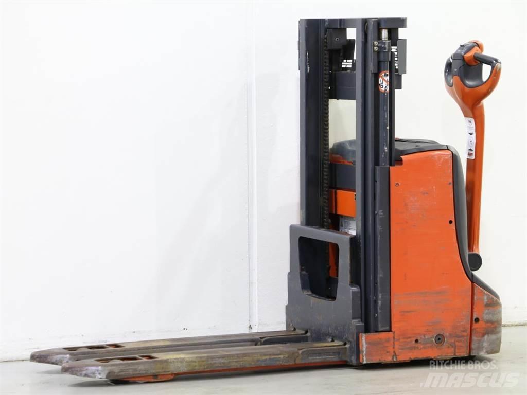 Linde D06/1160-00 Transpallet uomo a terra