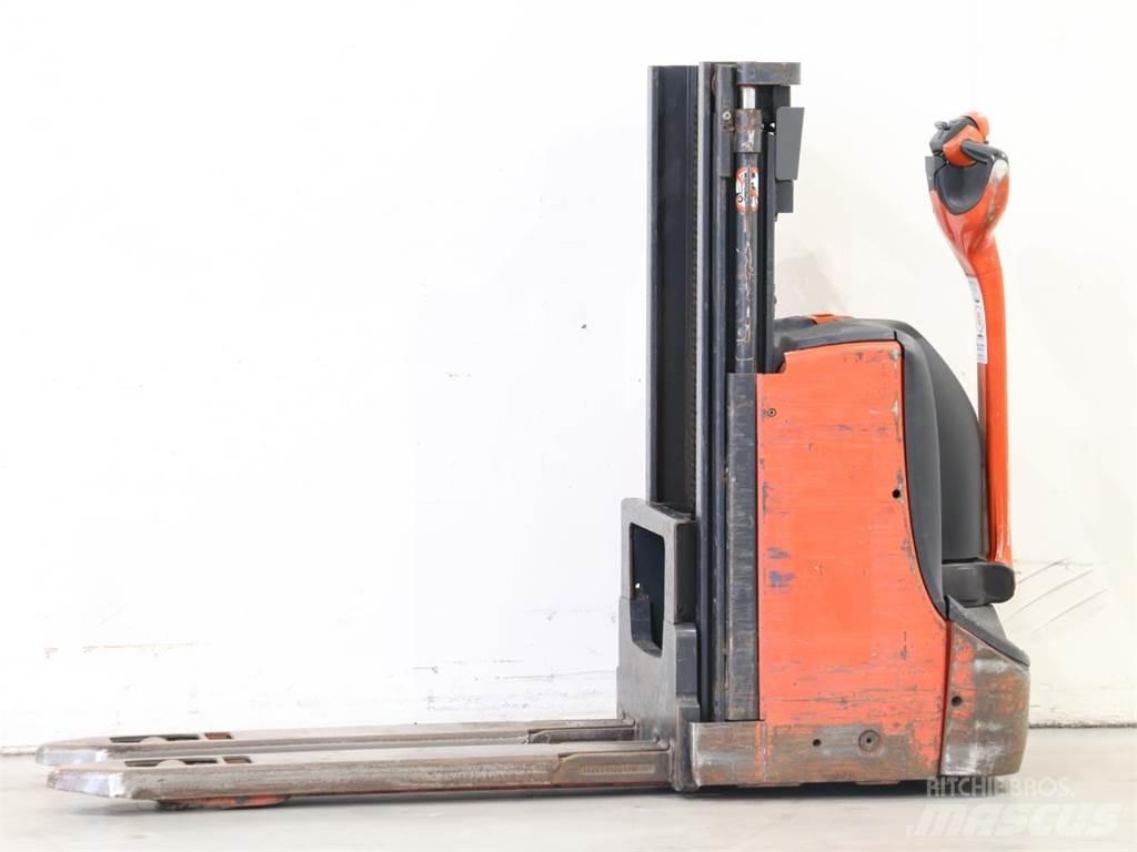 Linde D08/1160-00 Transpallet uomo a terra