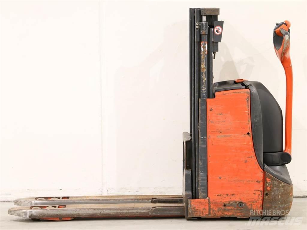 Linde D08/1160-00 Transpallet uomo a terra