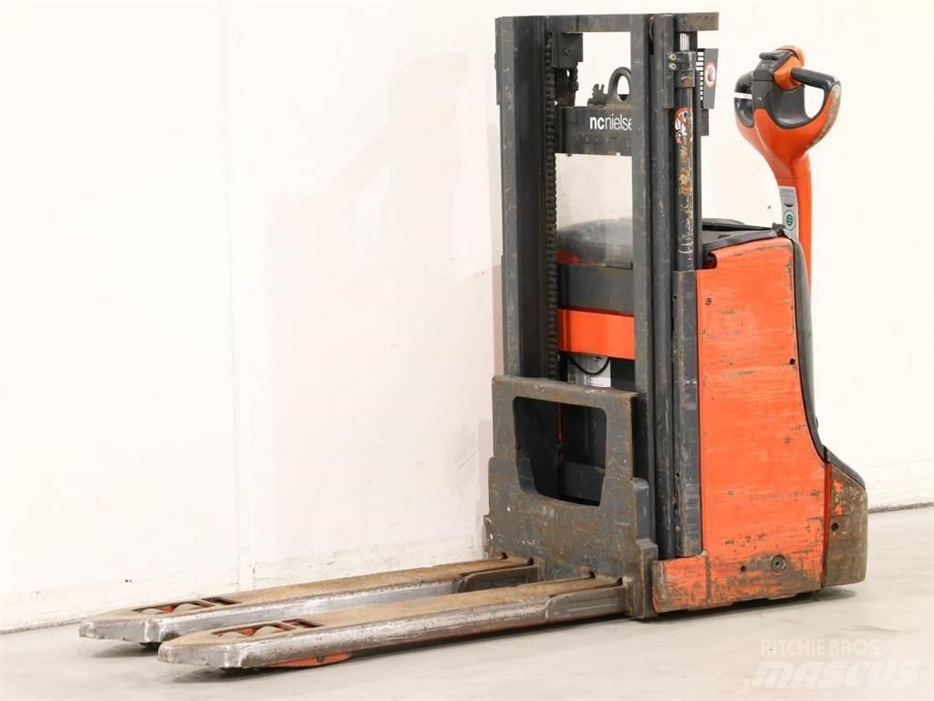 Linde D08/1160-00 Transpallet uomo a terra