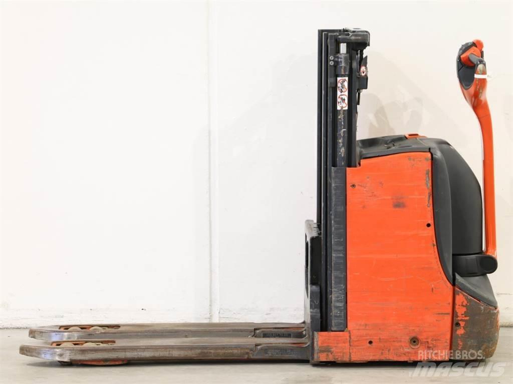 Linde D08/1160-00 Transpallet uomo a terra