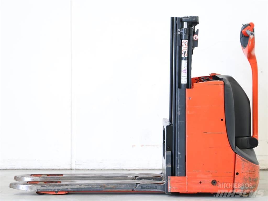 Linde D08/1160-01 Transpallet uomo a terra