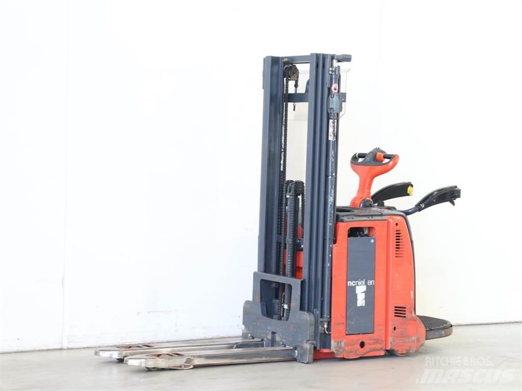 Linde D12AP/133 Transpallet uomo a terra