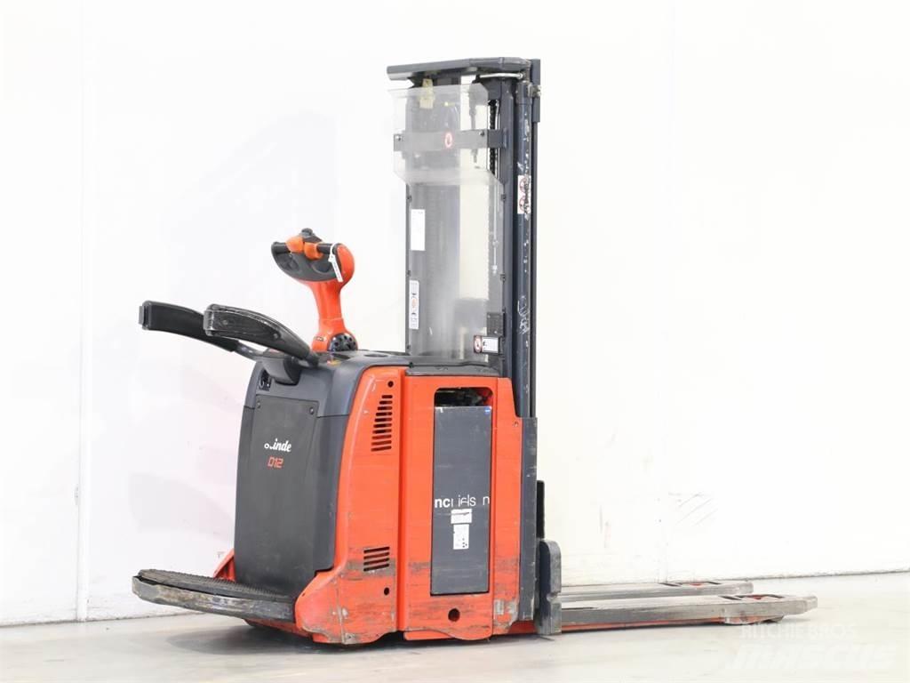 Linde D12AP/133 Transpallet uomo a terra