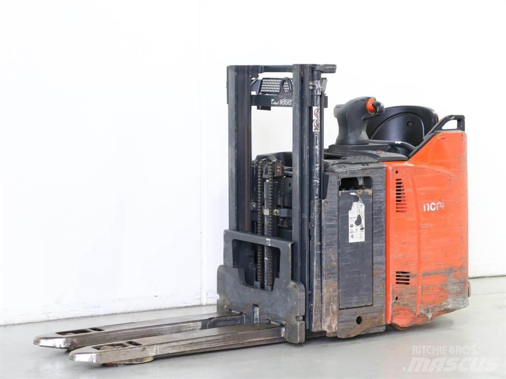 Linde D12HPSP/133 Transpallet uomo a terra