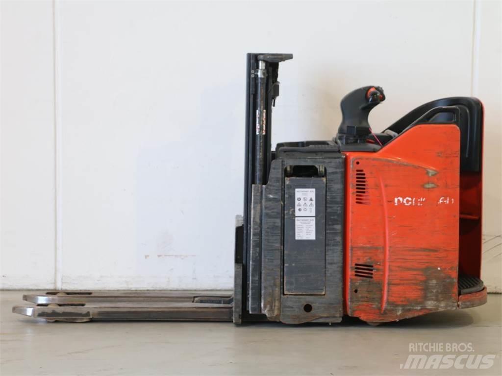 Linde D12HPSP/133 Transpallet uomo a terra