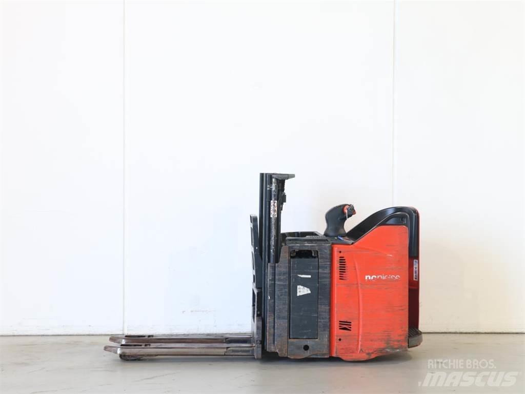 Linde D12SP/133 Transpallet uomo a terra