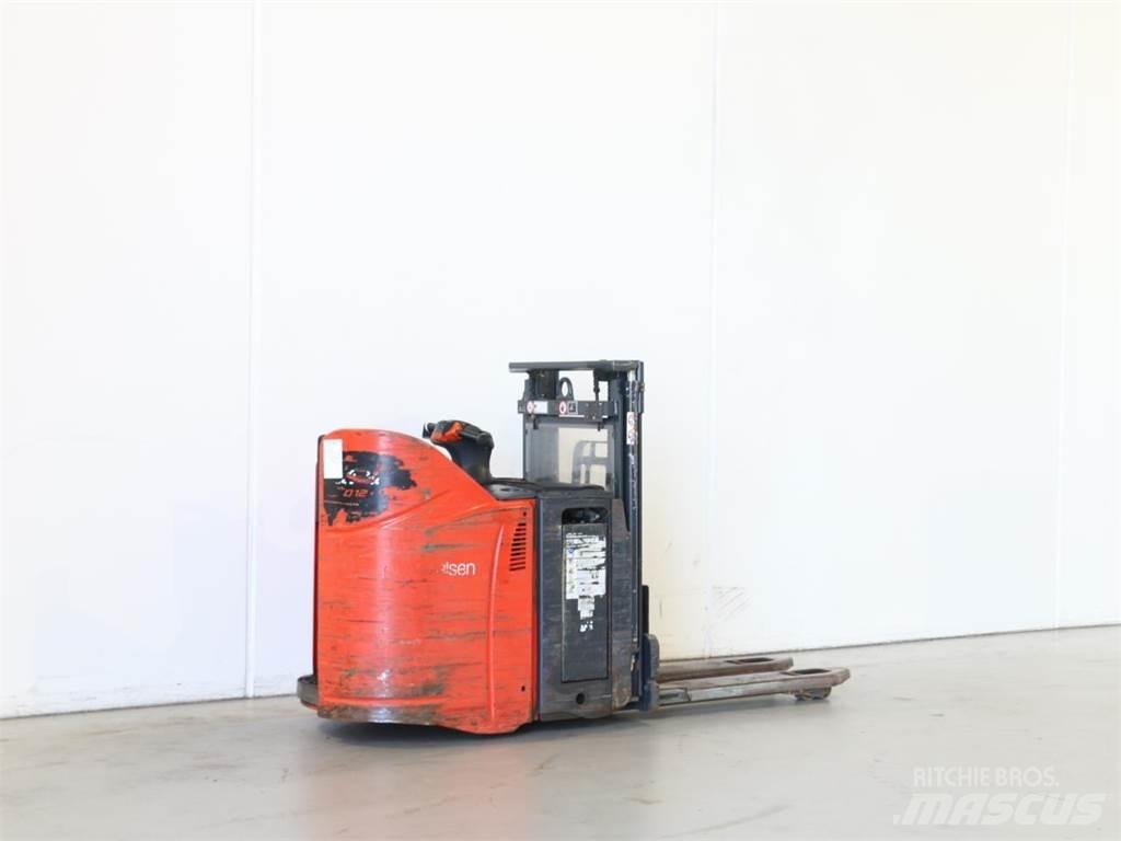 Linde D12SP/133 Transpallet uomo a terra