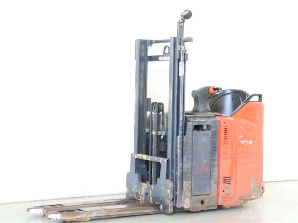 Linde D12SP/133 Transpallet uomo a terra