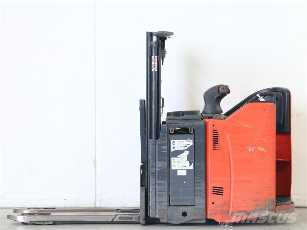 Linde D12SP/133-01 Transpallet uomo a terra