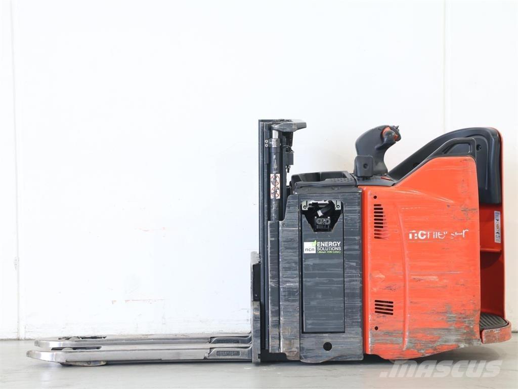 Linde D12SP/133-01 Transpallet uomo a terra