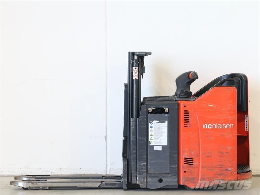 Linde D12SP/133-01 Transpallet uomo a terra