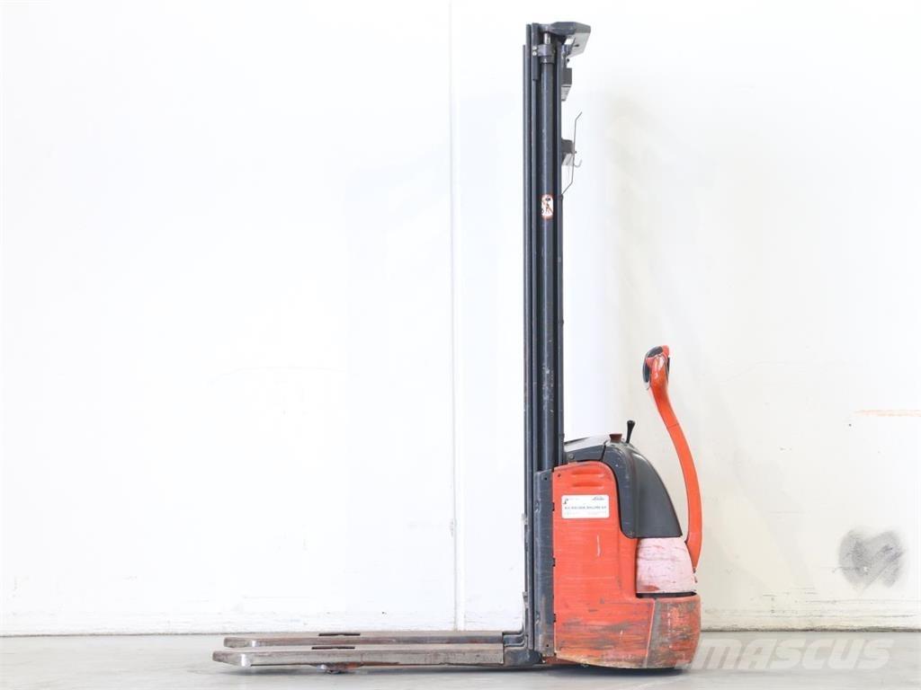 Linde L10/379 Transpallet uomo a terra