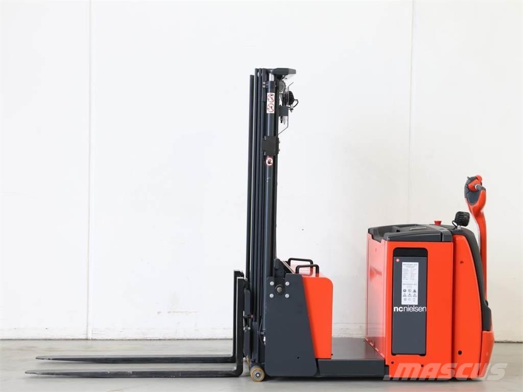 Linde L12AC/1171-01 Transpallet uomo a terra