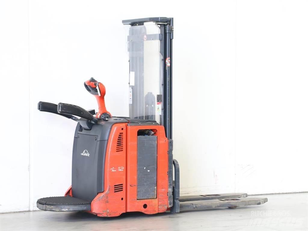Linde L12AP/133 Transpallet uomo a terra
