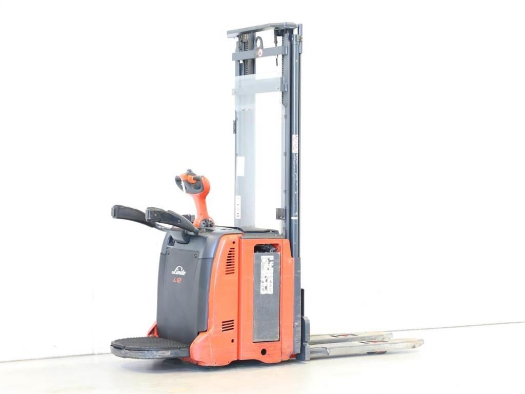 Linde L12AP/133-00 Transpallet uomo a terra