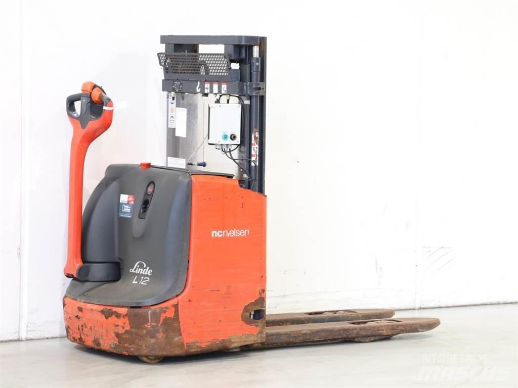 Linde L12I/1172 Transpallet uomo a terra