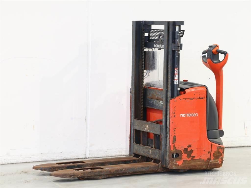 Linde L12I/1172 Transpallet uomo a terra