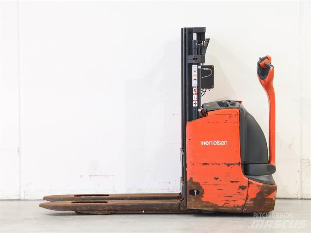Linde L12I/1172 Transpallet uomo a terra