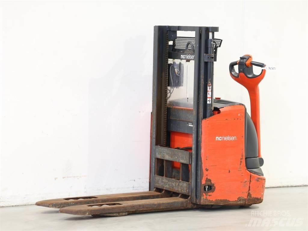 Linde L12I/1172 Transpallet uomo a terra