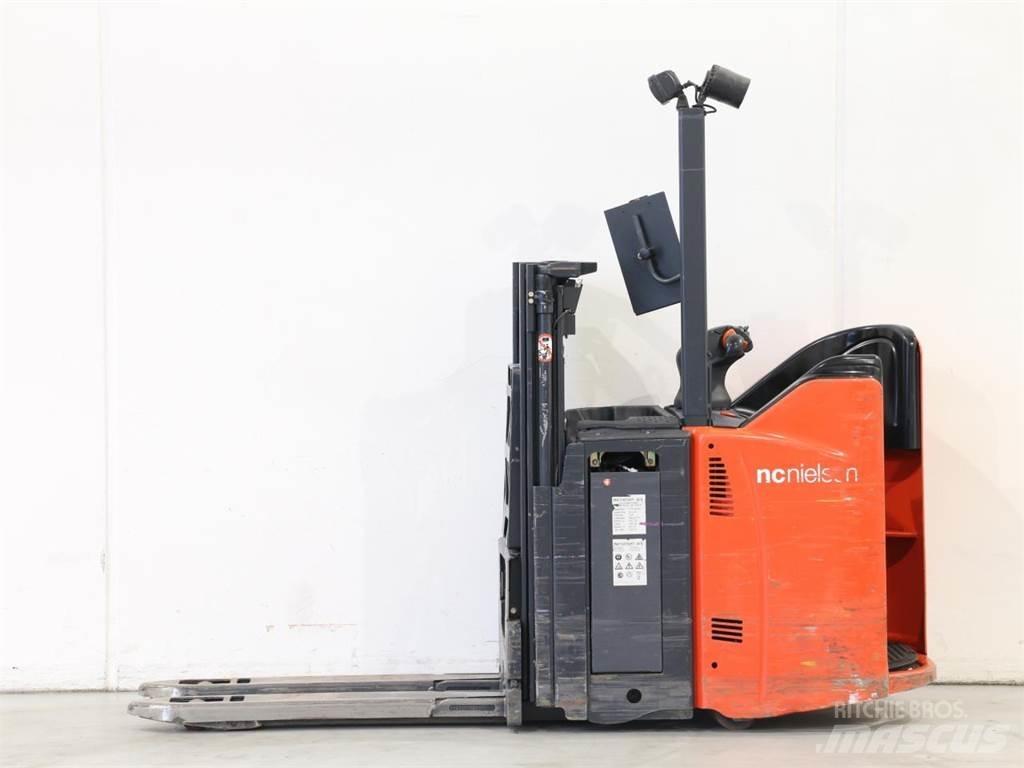 Linde L12LSP/133 Transpallet uomo a terra