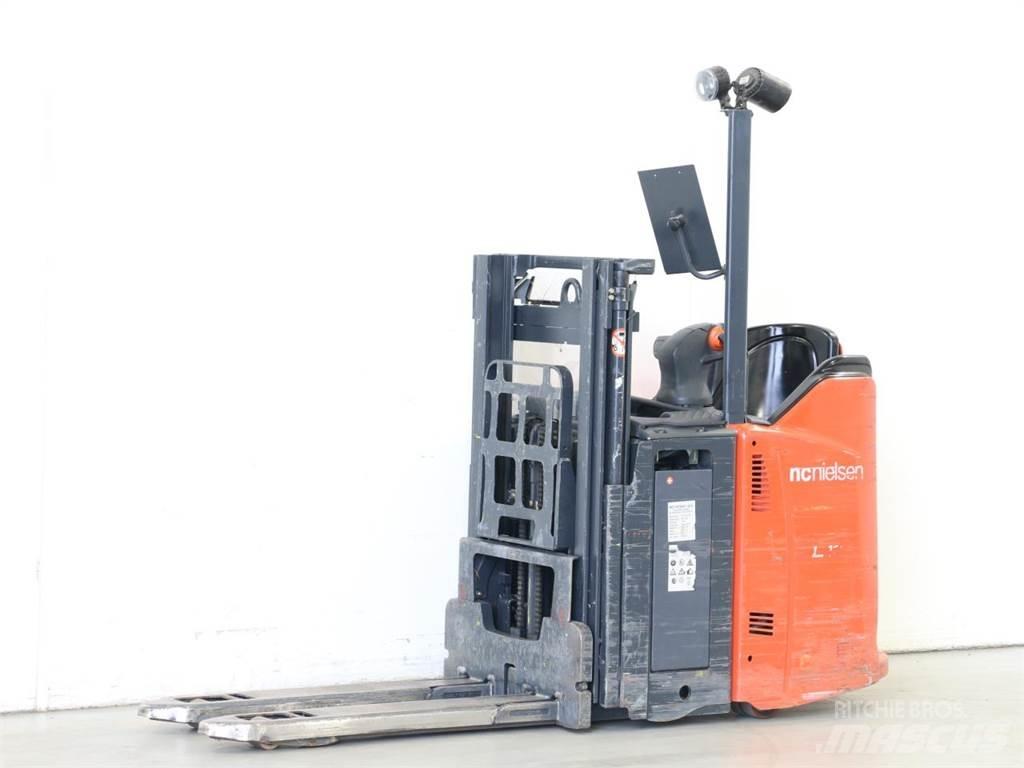 Linde L12LSP/133 Transpallet uomo a terra