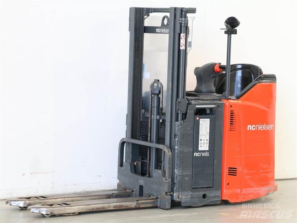 Linde L12LSP/133 Transpallet uomo a terra