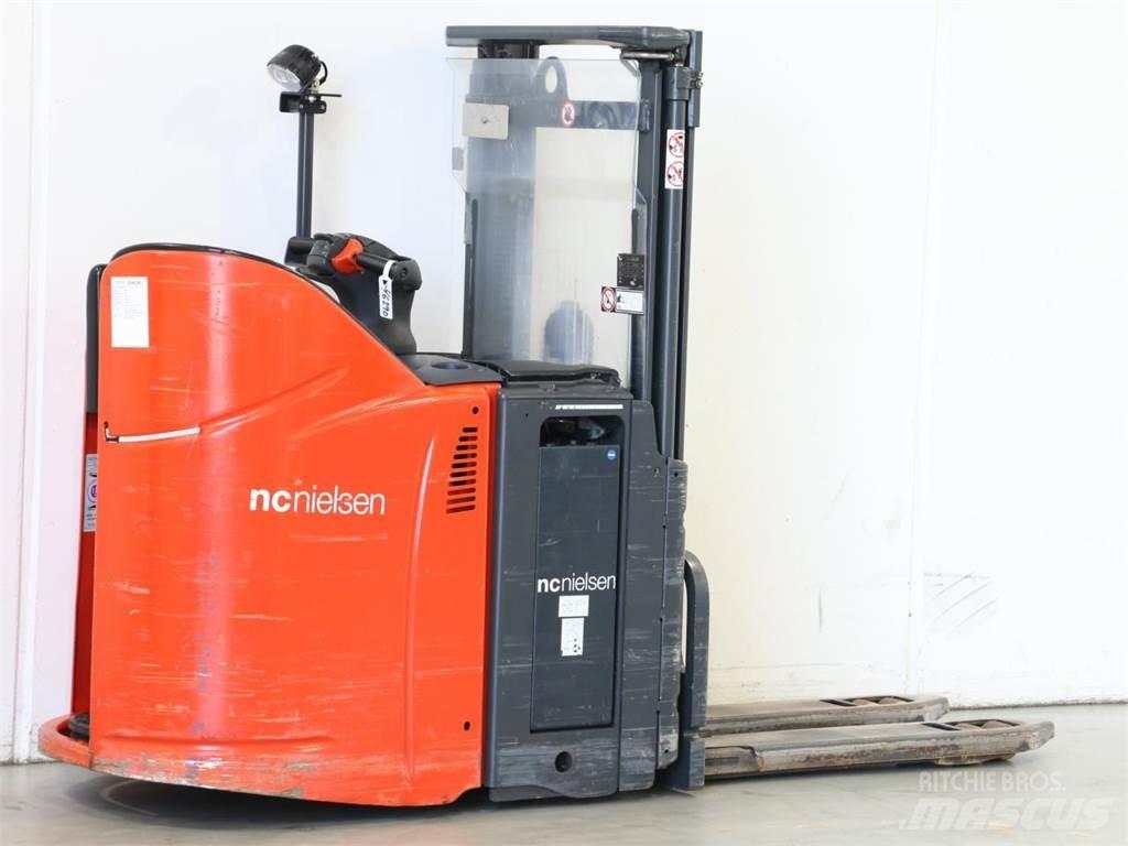 Linde L12LSP/133 Transpallet uomo a terra