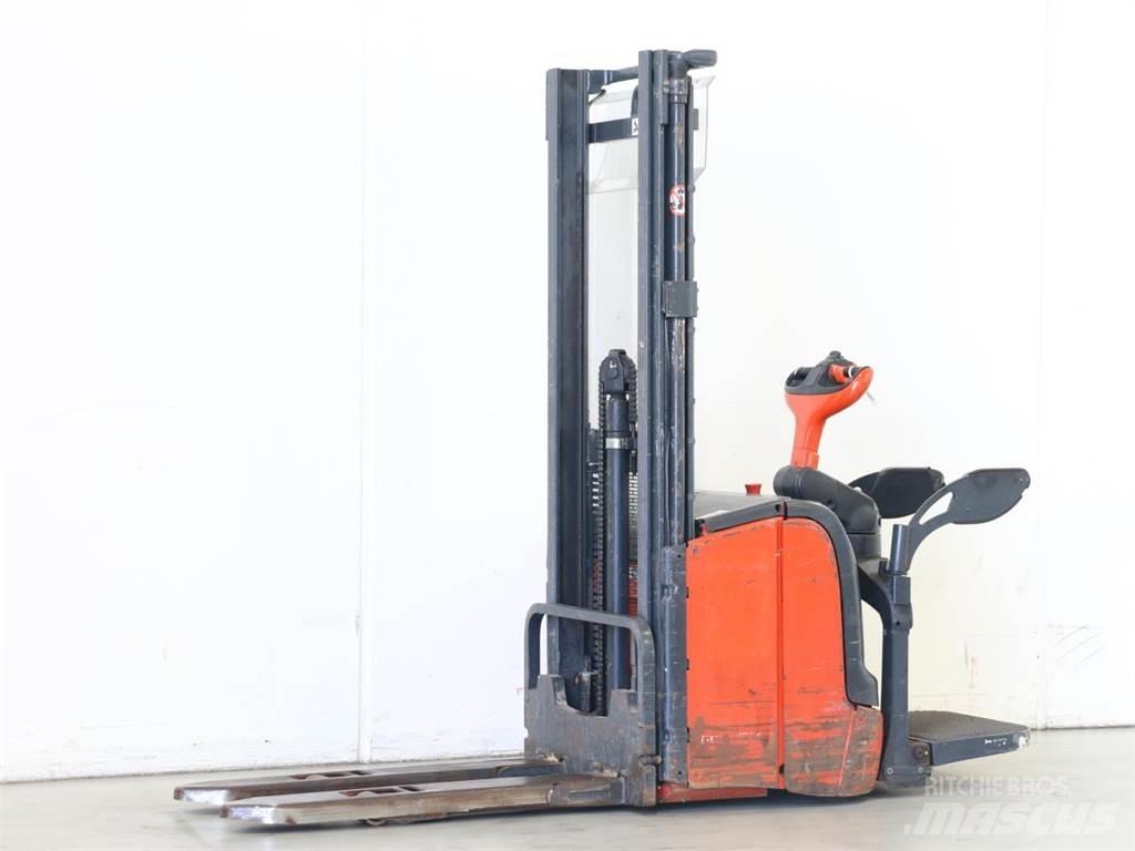Linde L14API/372 Transpallet uomo a terra