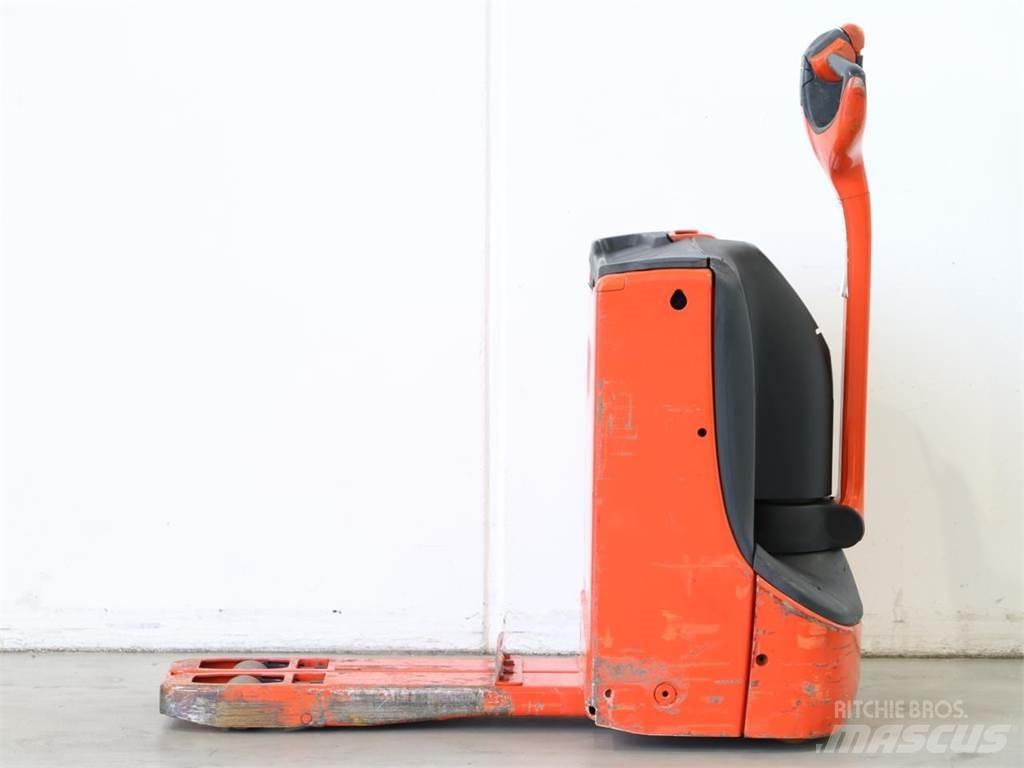 Linde T16/1152 Transpallet uomo a terra