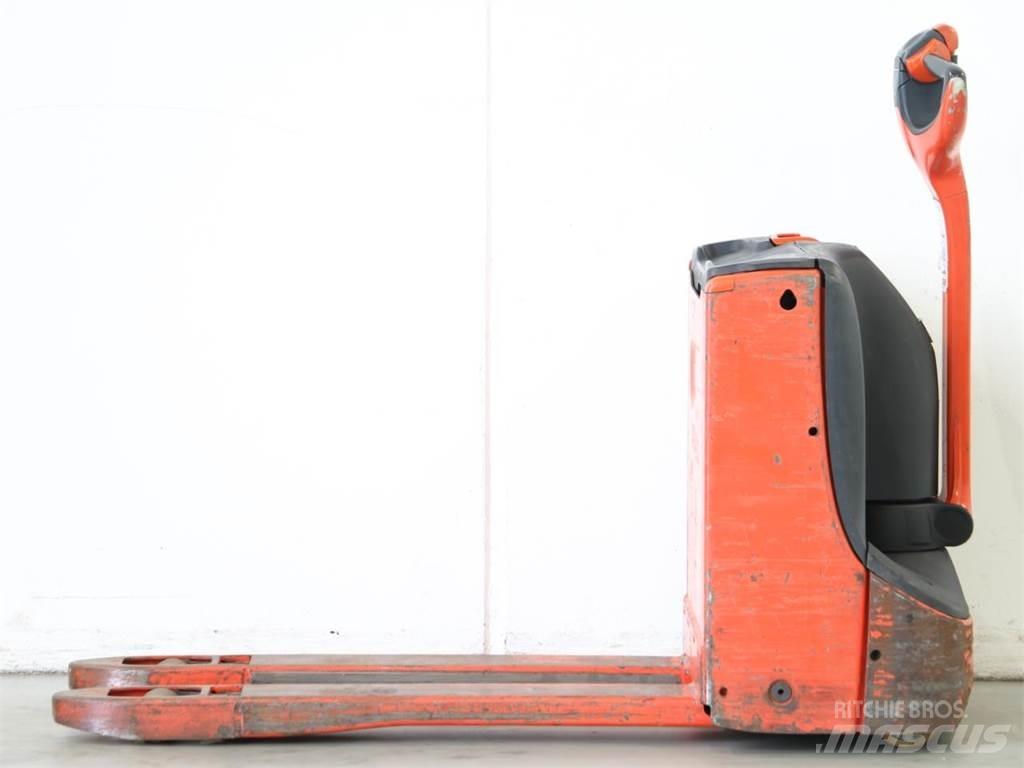 Linde T16/1152 Transpallet uomo a terra