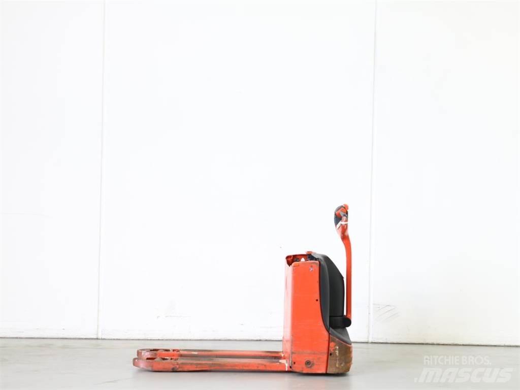 Linde T16/1152 Transpallet uomo a terra