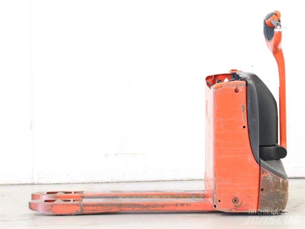 Linde T16/1152 Transpallet uomo a terra
