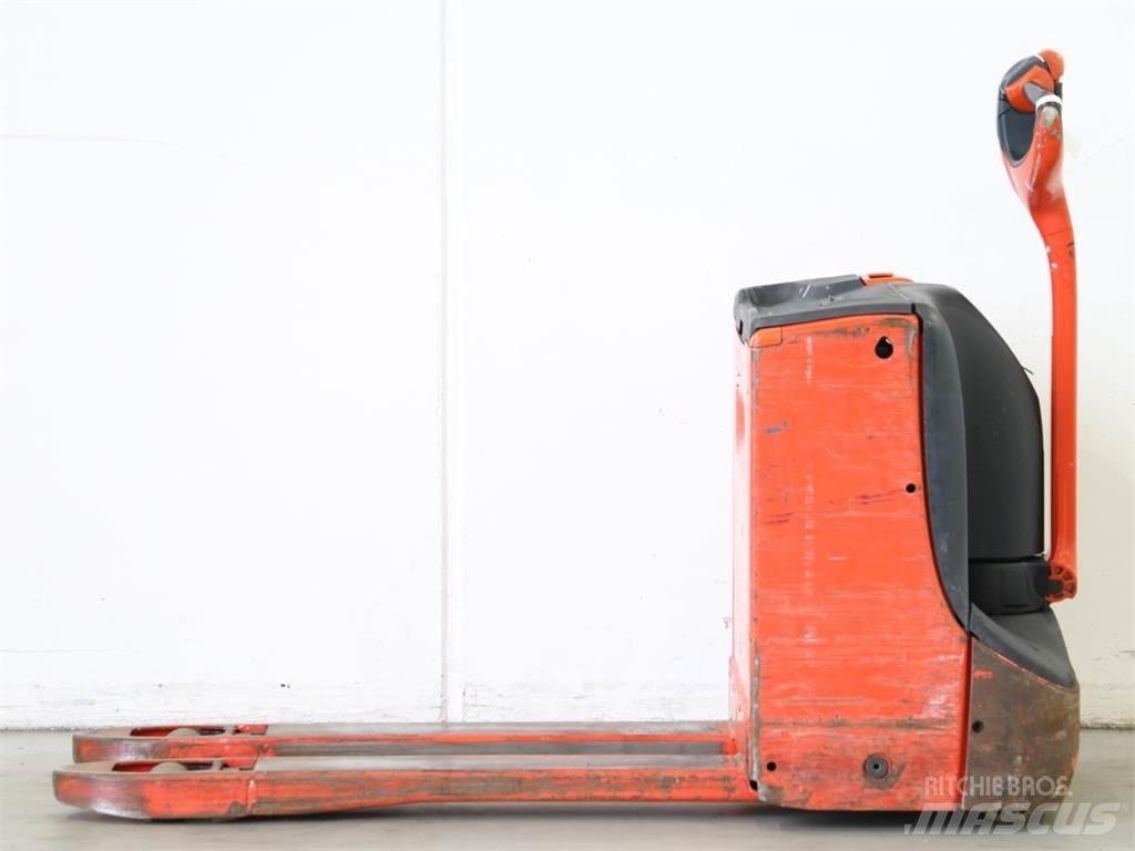 Linde T16/1152 Transpallet uomo a terra
