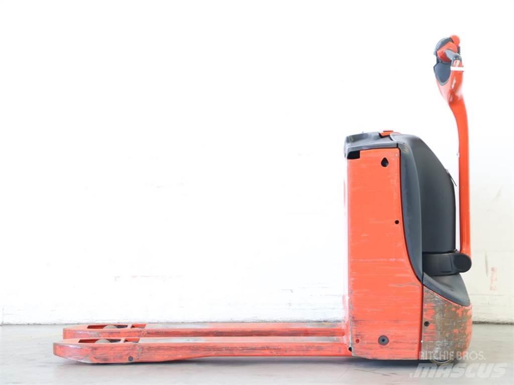 Linde T16/1152 Transpallet uomo a terra