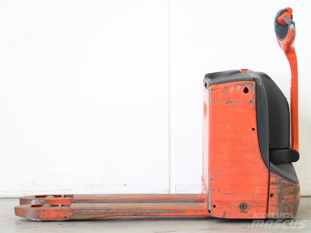 Linde T16/1152 Transpallet uomo a terra