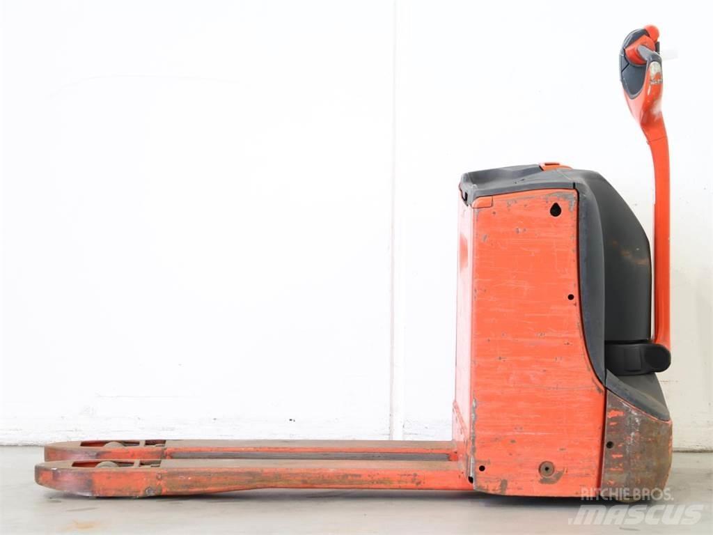 Linde T16/1152 Transpallet uomo a terra