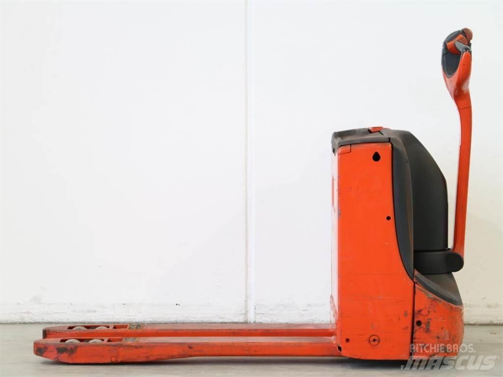 Linde T16/1152 Transpallet uomo a terra