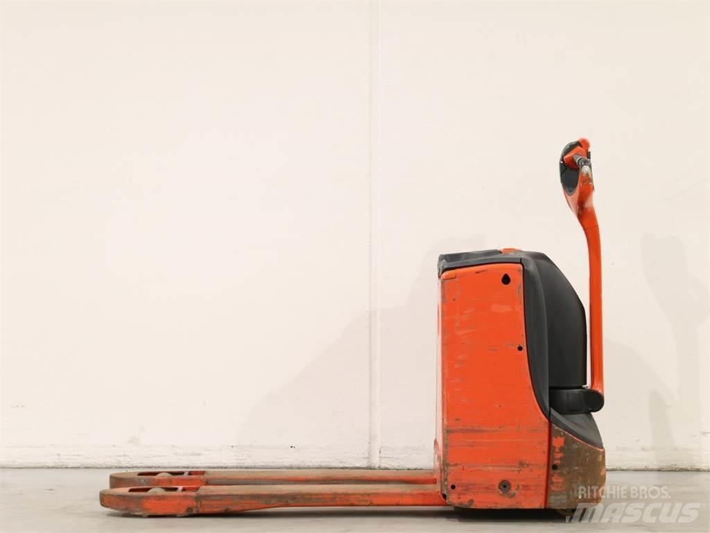 Linde T16/1152 Transpallet uomo a terra