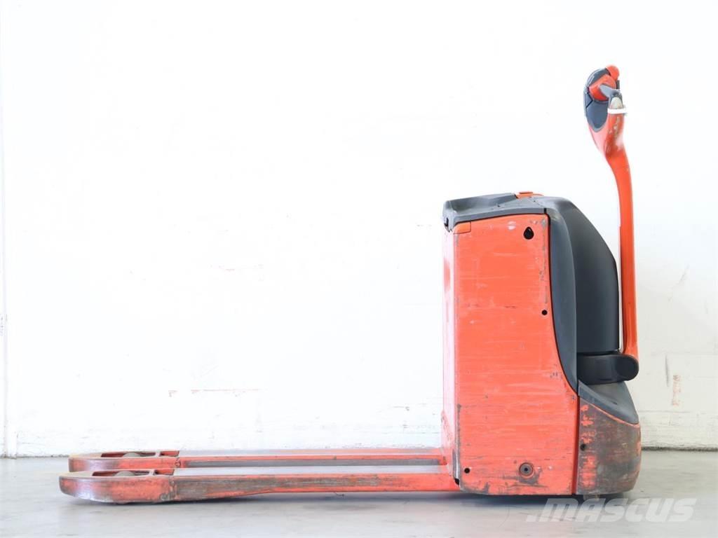 Linde T16/1152 Transpallet uomo a terra
