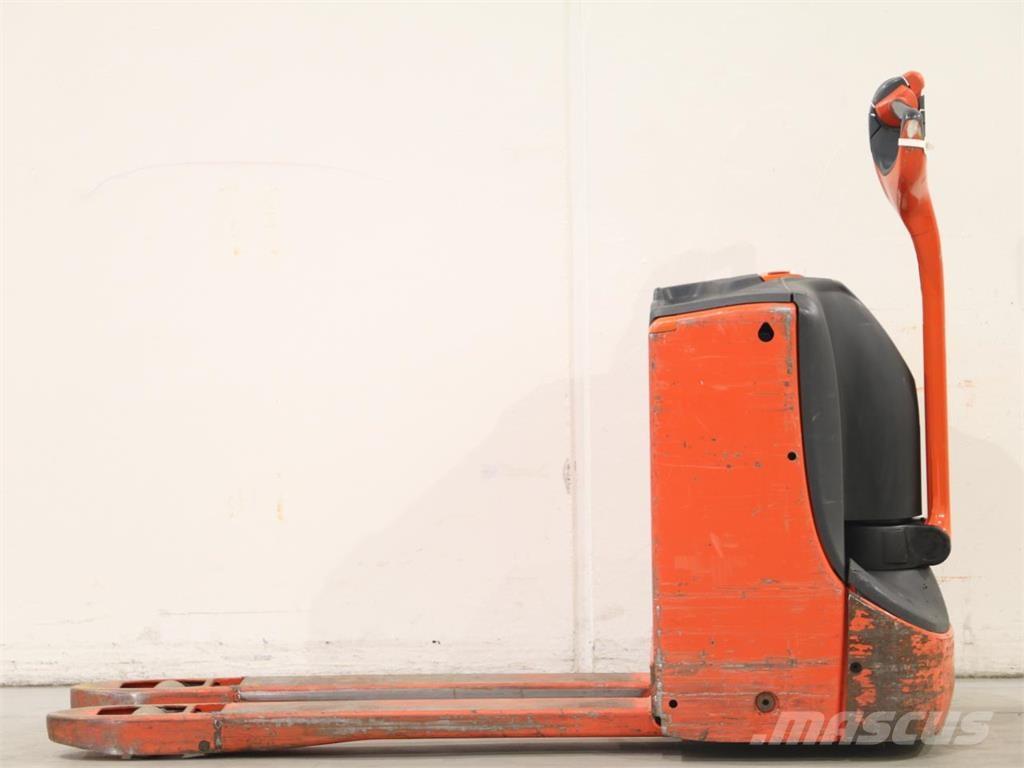 Linde T16/1152 Transpallet uomo a terra