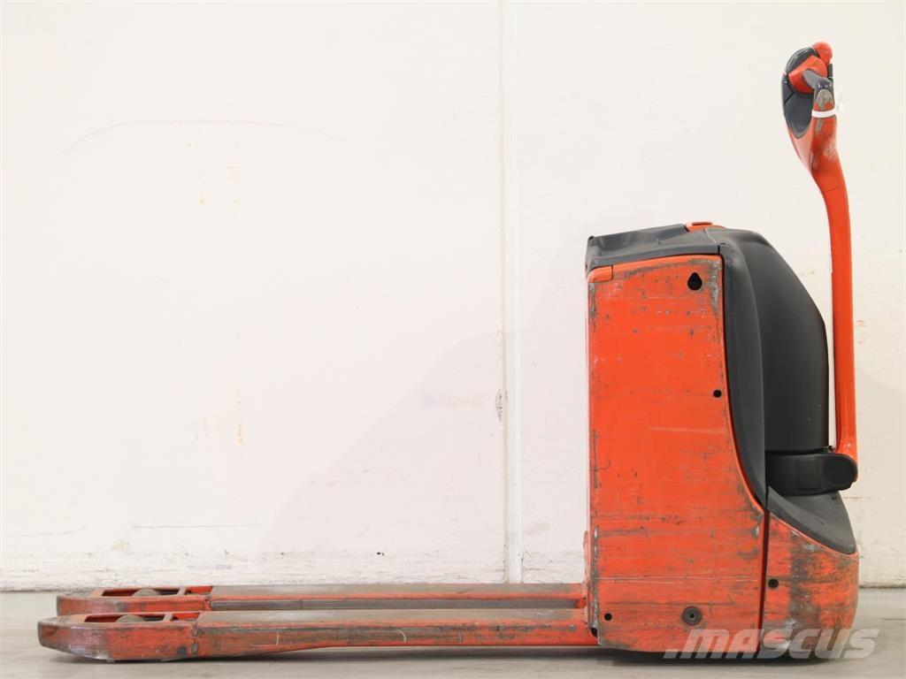 Linde T16/1152 Transpallet uomo a terra