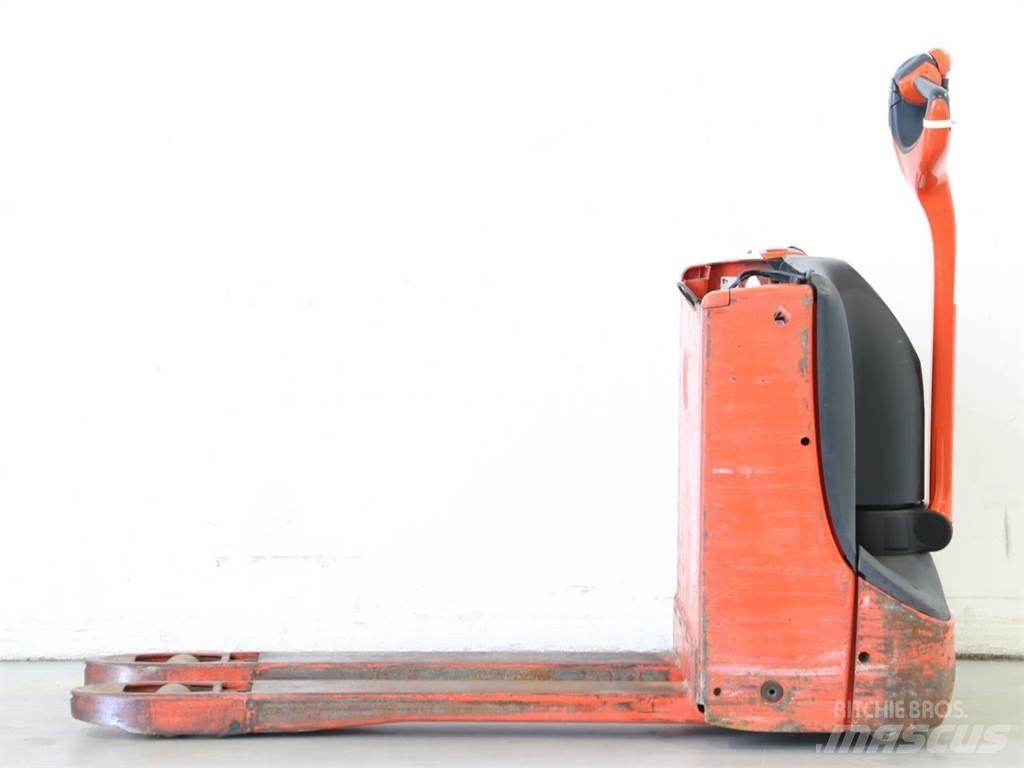 Linde T16/1152 Transpallet uomo a terra