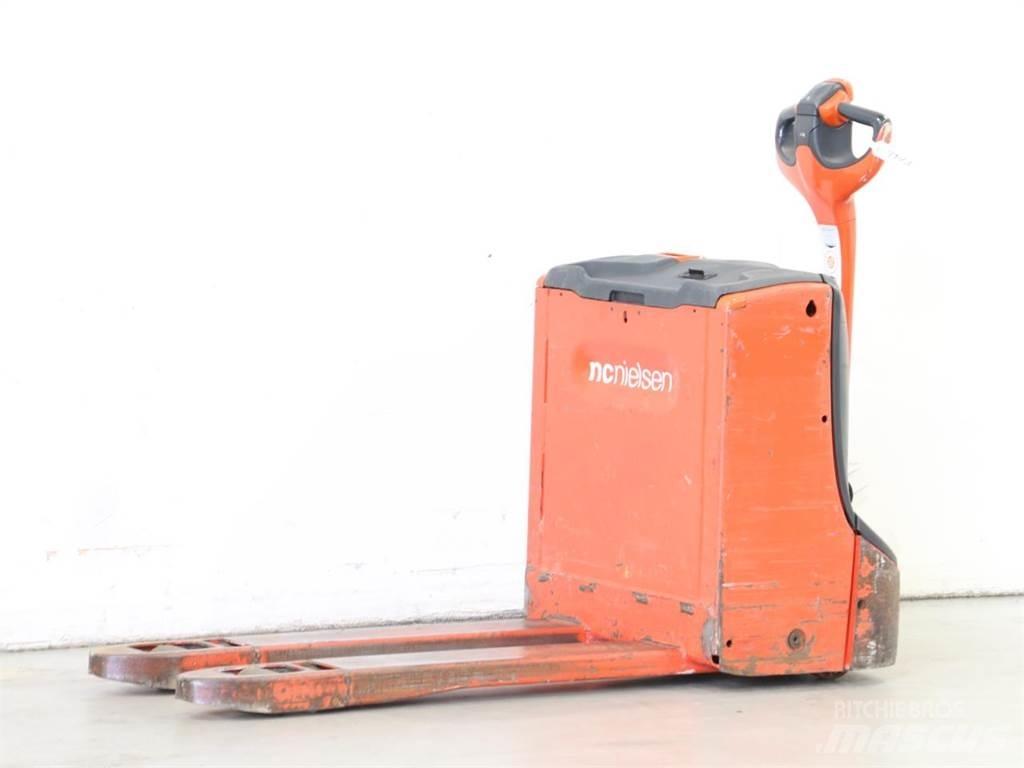 Linde T16/1152-00 Transpallet uomo a terra