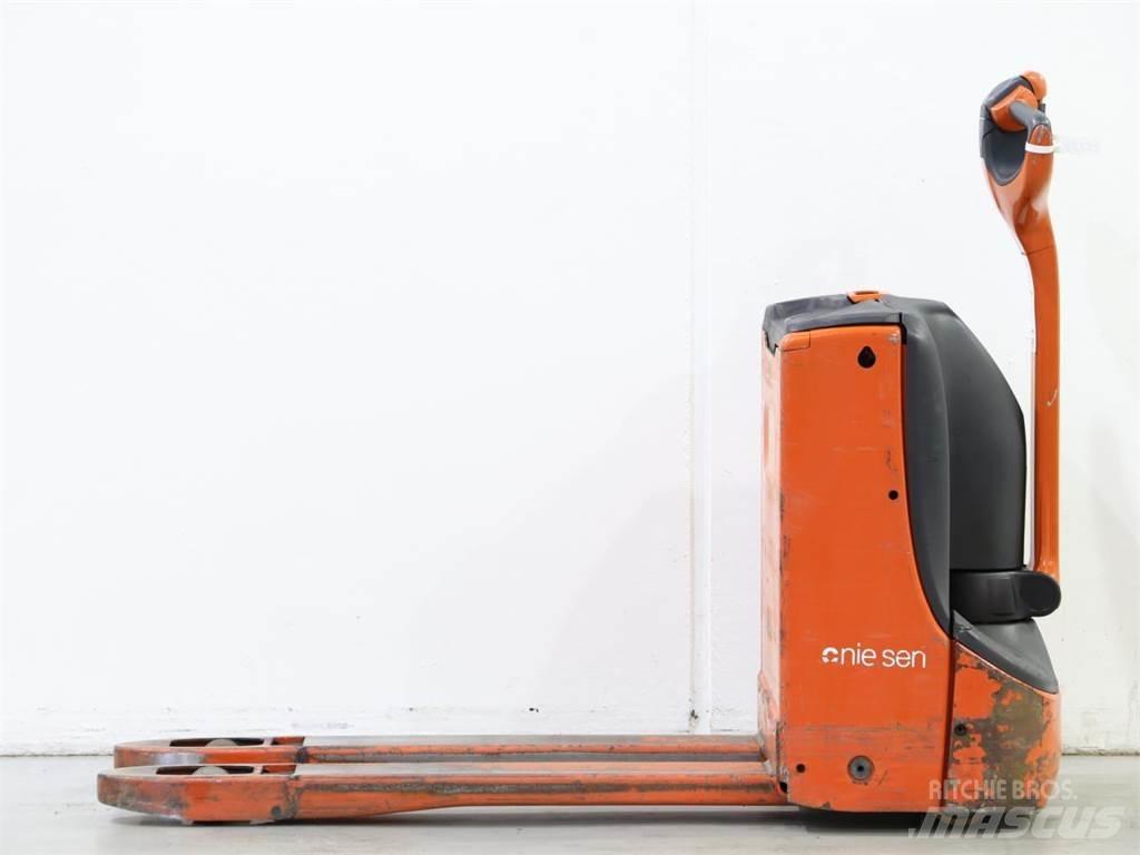 Linde T16/1152-00 Transpallet uomo a terra