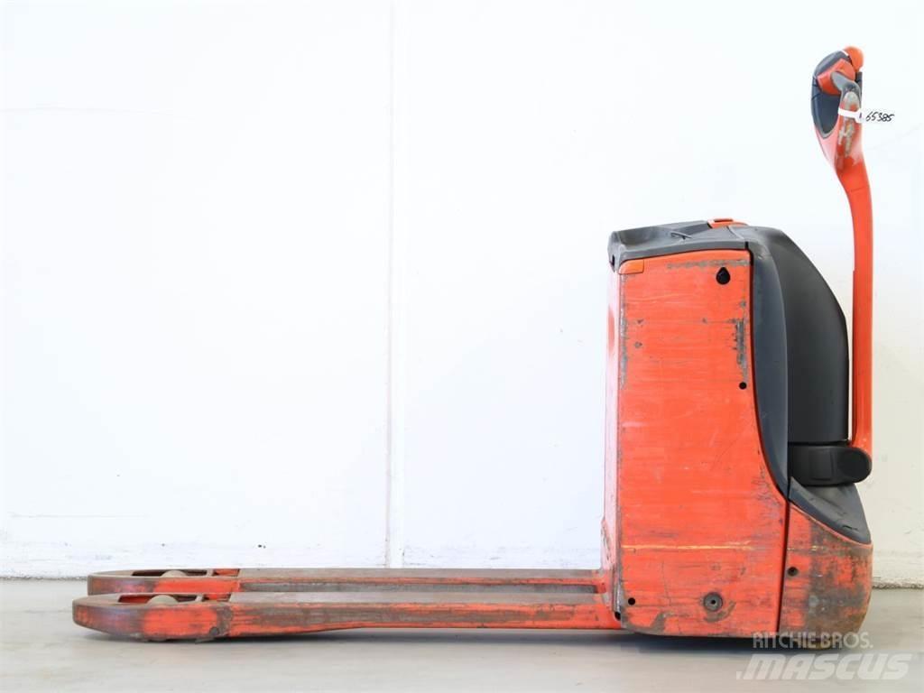 Linde T16/1152-00 Transpallet uomo a terra