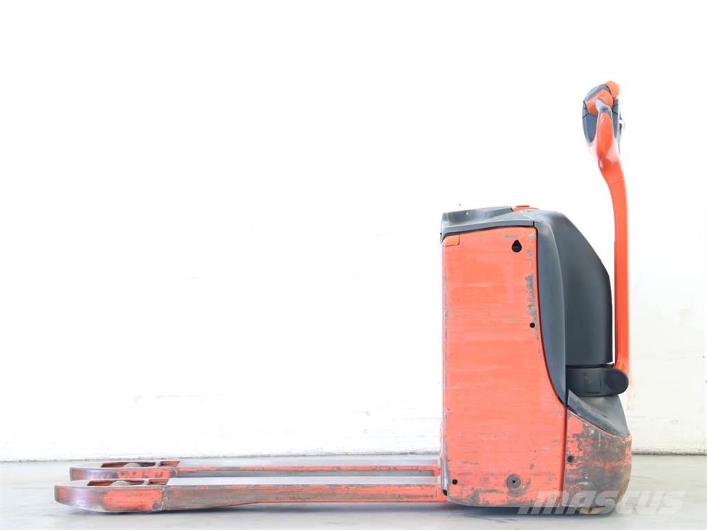 Linde T16/1152-00 Transpallet uomo a terra