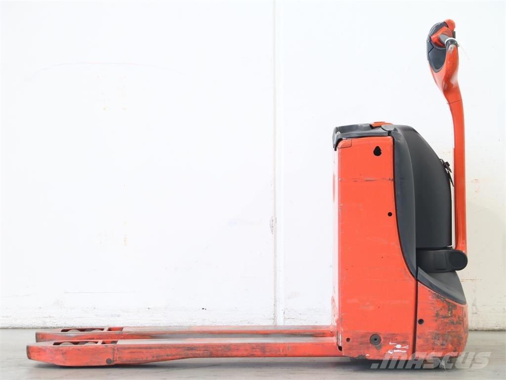 Linde T16/1152-00 Transpallet uomo a terra