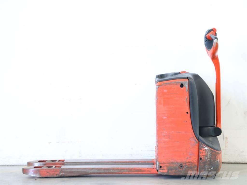 Linde T16/1152-00 Transpallet uomo a terra