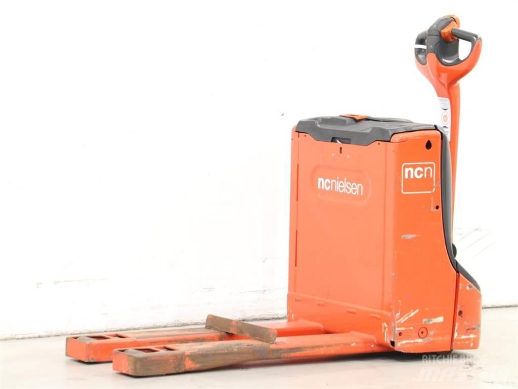 Linde T16/1152-00 Transpallet uomo a terra